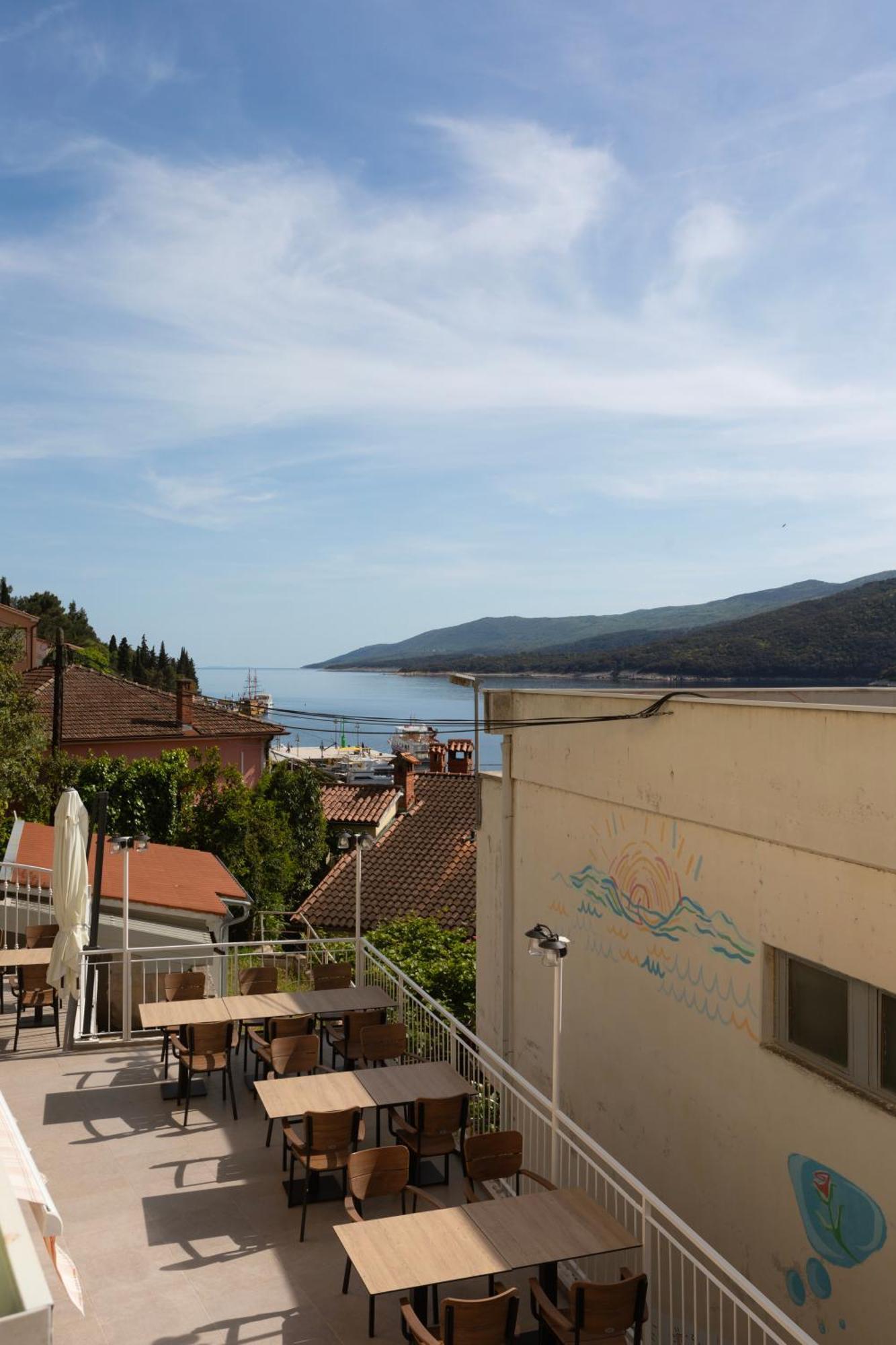 Apartments Galeb Rabac Luaran gambar